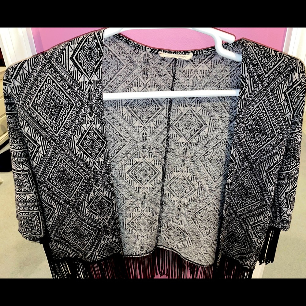 Patterned Shawl